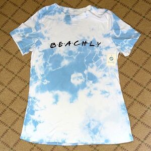 Beachly FRIENDS FONT tie dye tee  NWT L